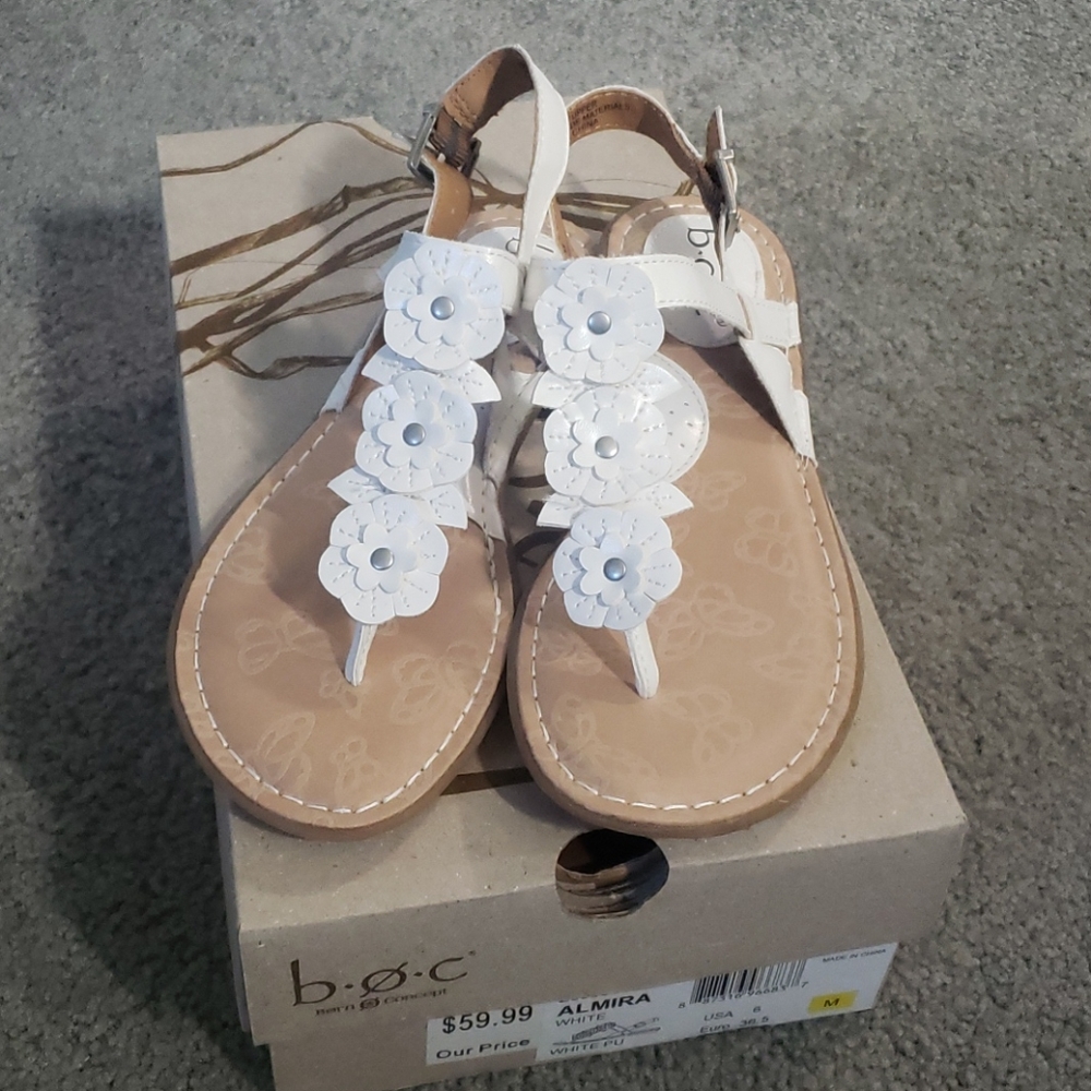 White Sandles - Picture 2 of 3